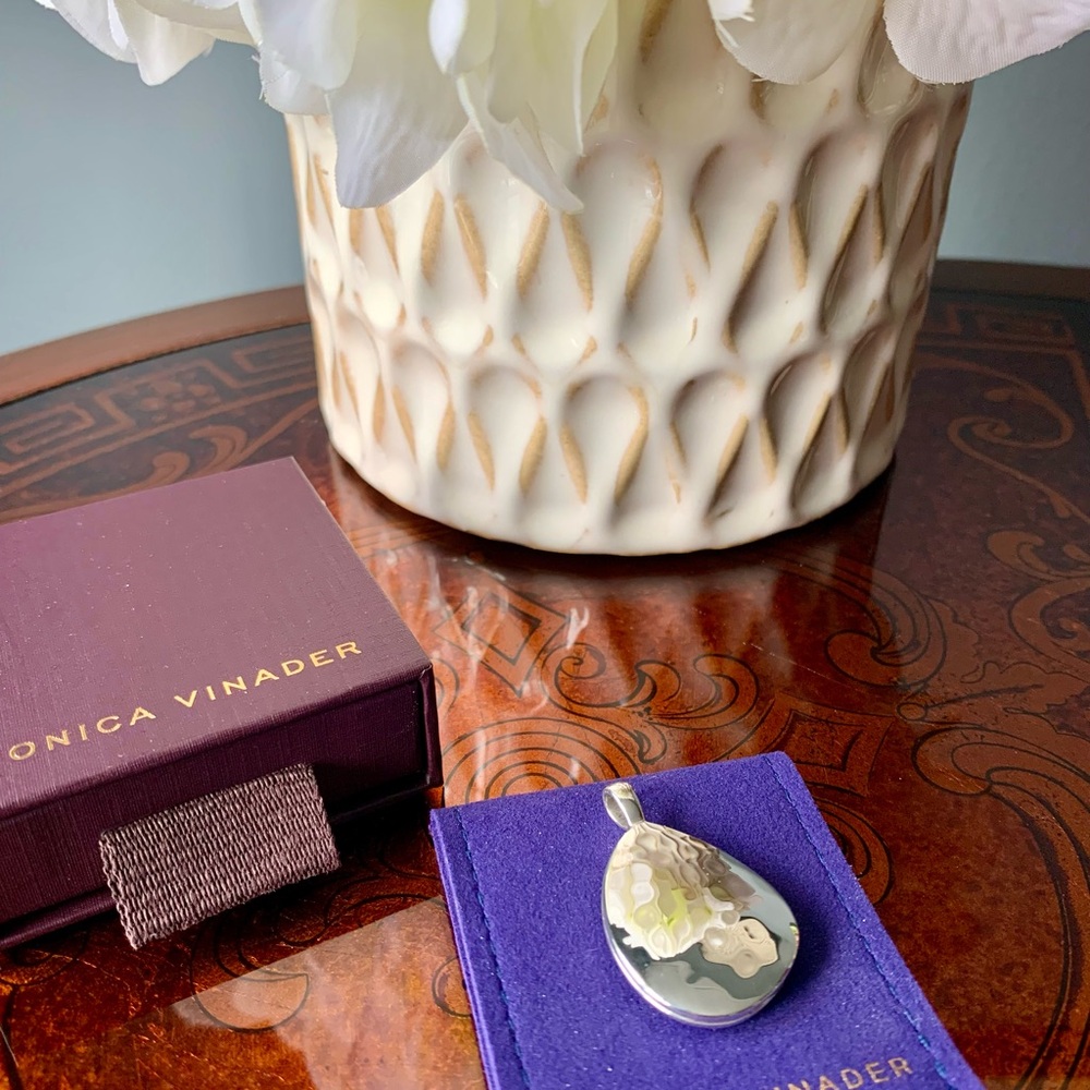 MONICA VINADER Delia Pebble Locket